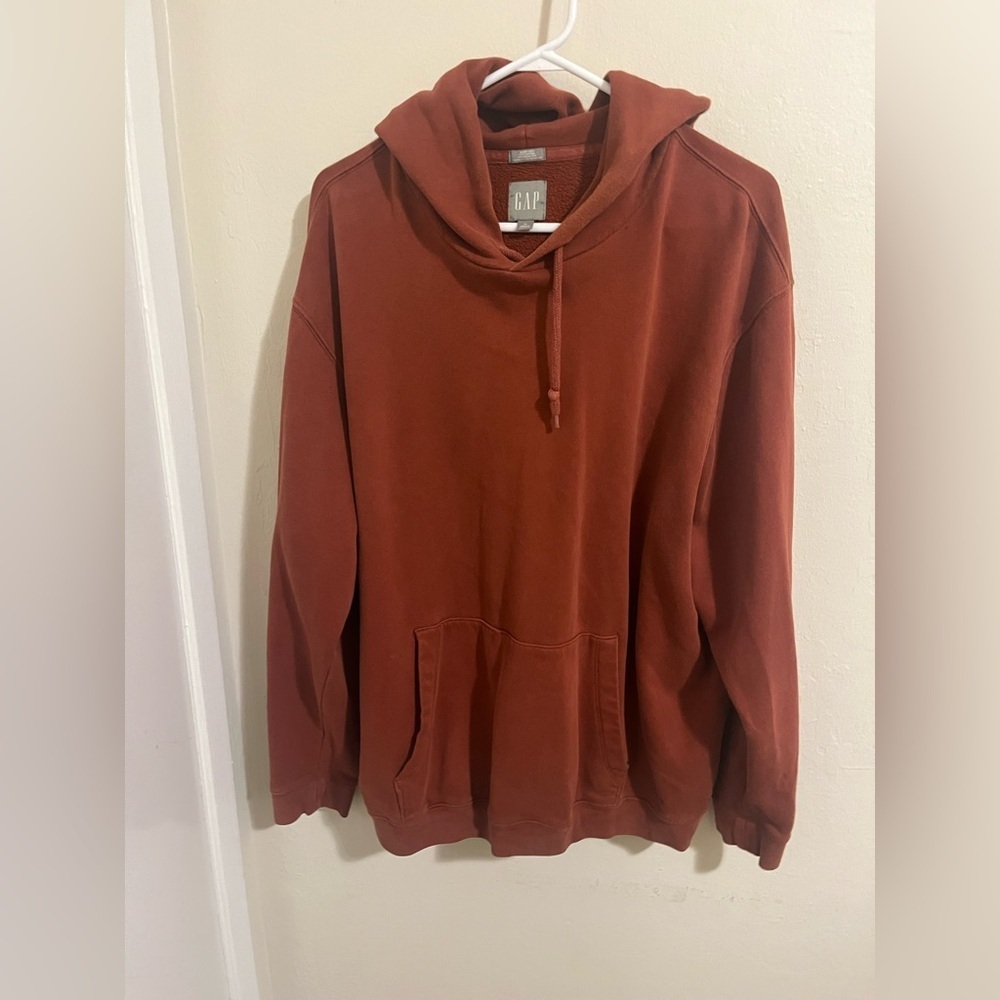 GAP HOODIE SIZE XL